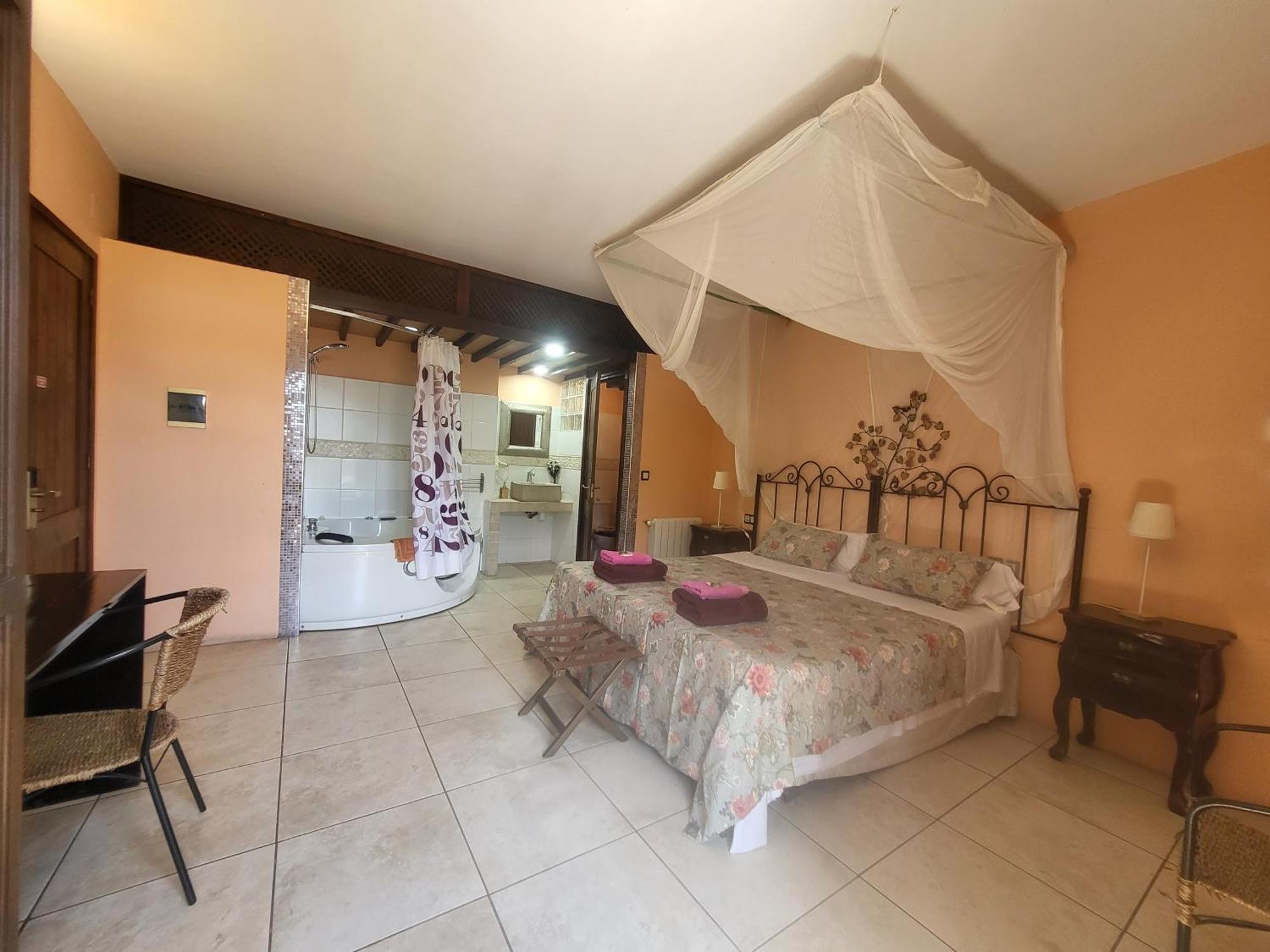 Hotel Pasteral Riu Ter La Cellera de Ter المظهر الخارجي الصورة